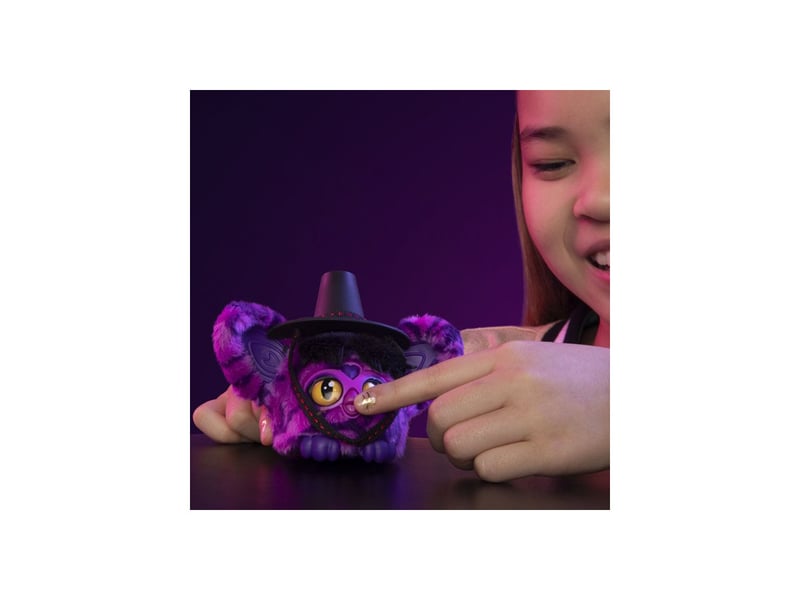  Peluche electronique furby furblets demon saja boys 7,5 cm violet noir avec chapeau et porte cle HASG47925L0 - Conforama E