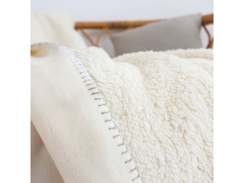  Plaid effet fourrure en flanelle sherlock 300 g,m² 125x150 cm – finition surjet - 125x150cm - ecru  - Conforama C