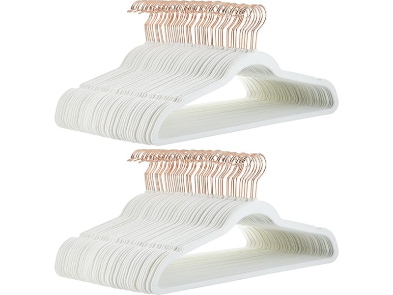  Lot de 30 cintres en velours pour costumes ivoire  - Conforama A