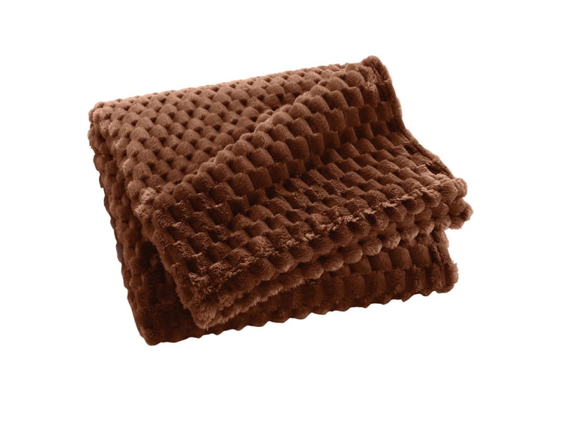  Plaid flanelle en relief mini frosty 125x150cm choco  - Conforama A