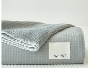 Plaid gris gaufré surpiqûres blanche 150 x 200 cm waffle