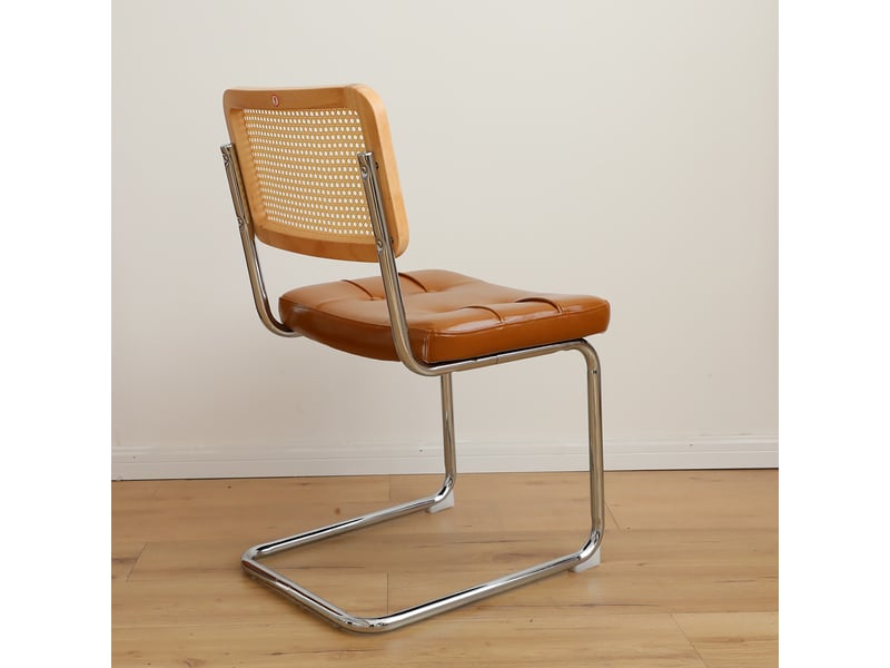 Lot de 2 chaises design breuer style mid-century – simili cuir, piètement chrome, rembourrées modernes - Conforama E
