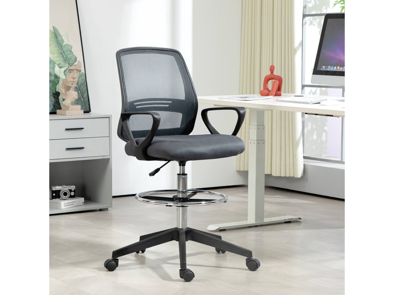  Chaise de bureau ergonomique avec accoudoirs et repose-pieds réglable, revêtement en maille, grise  - Conforama D