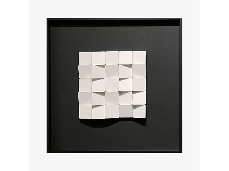  Tableau peinture à l'huile relief carré cadre aluminium noir - 50x50  - Conforama A
