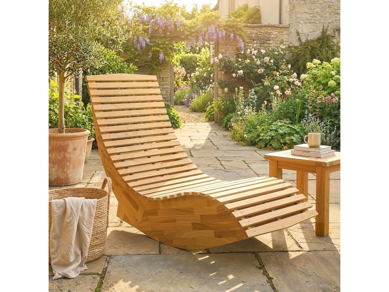  Chaise longue en bois d'acacia, pliable et ergonomique, avec un design à lattes en forme de s, 60 x 156 x 77 cm  - Conforama B