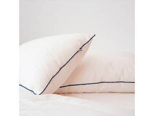 Oreiller Microgel Ultra Moelleux - Housse Percale Coton - Fabriqué En France, Qualité Hôtelière (65x65 Cm)