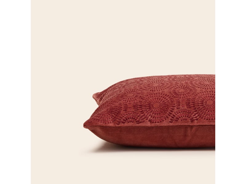  Housse de coussin en velours brodé de fil coton  solaya 26429 - Conforama C