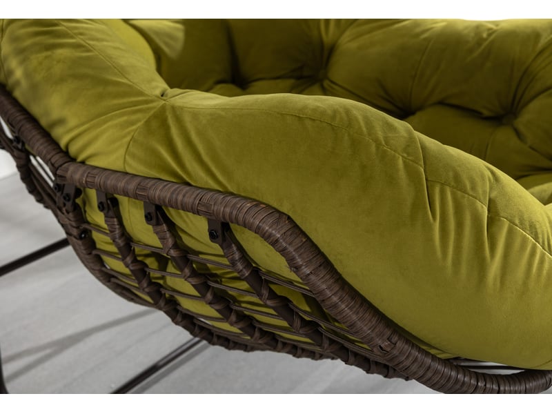  Fauteuil à bascule extérieur en résine tressée vert olive avec coussin, structure acier et mouvement doux  - Conforama D