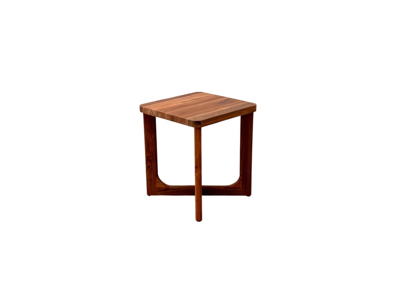  Table d'appoint carrée en bois de teck  - Conforama D